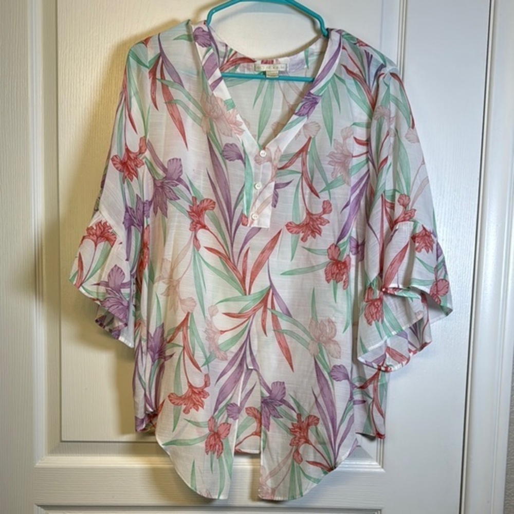 Cooper & Ella White Tropical Botanical Bell Sleeves Blouse Size Large EUC #2591
